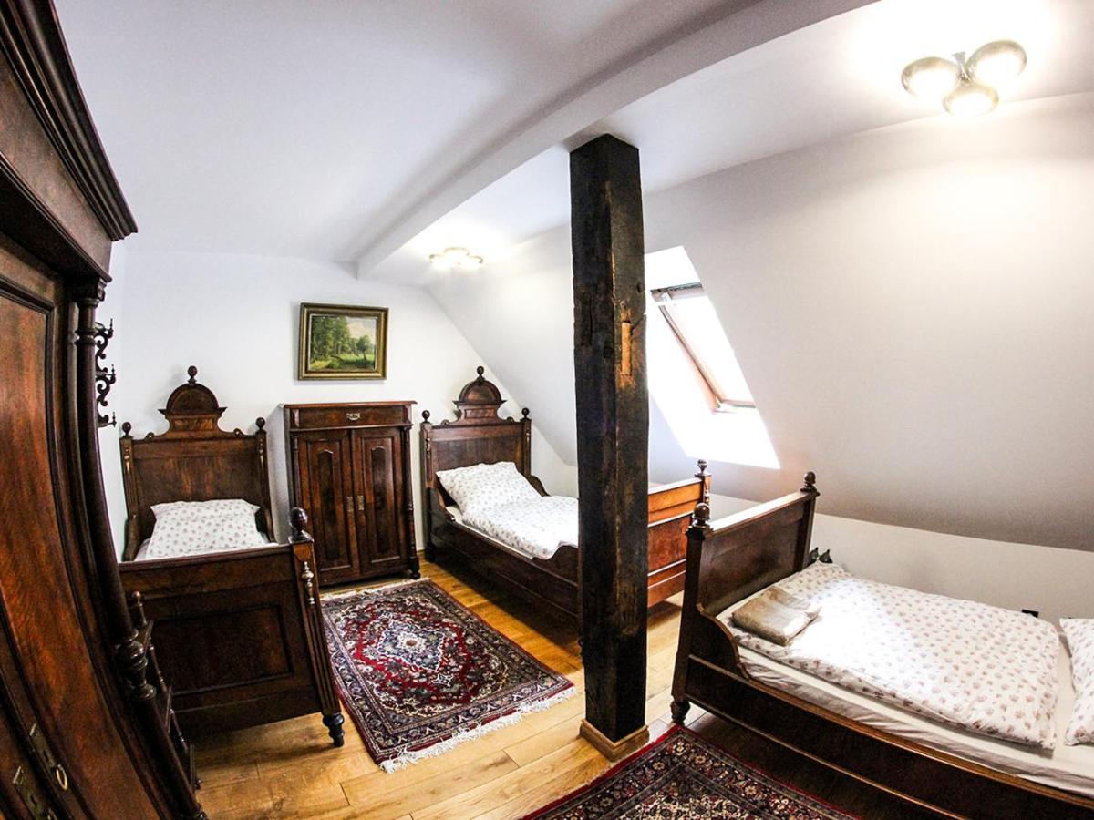 Dwor Gogolewo Nad Warta Bed and Breakfast Ksiaz Wielkopolski Buitenkant foto