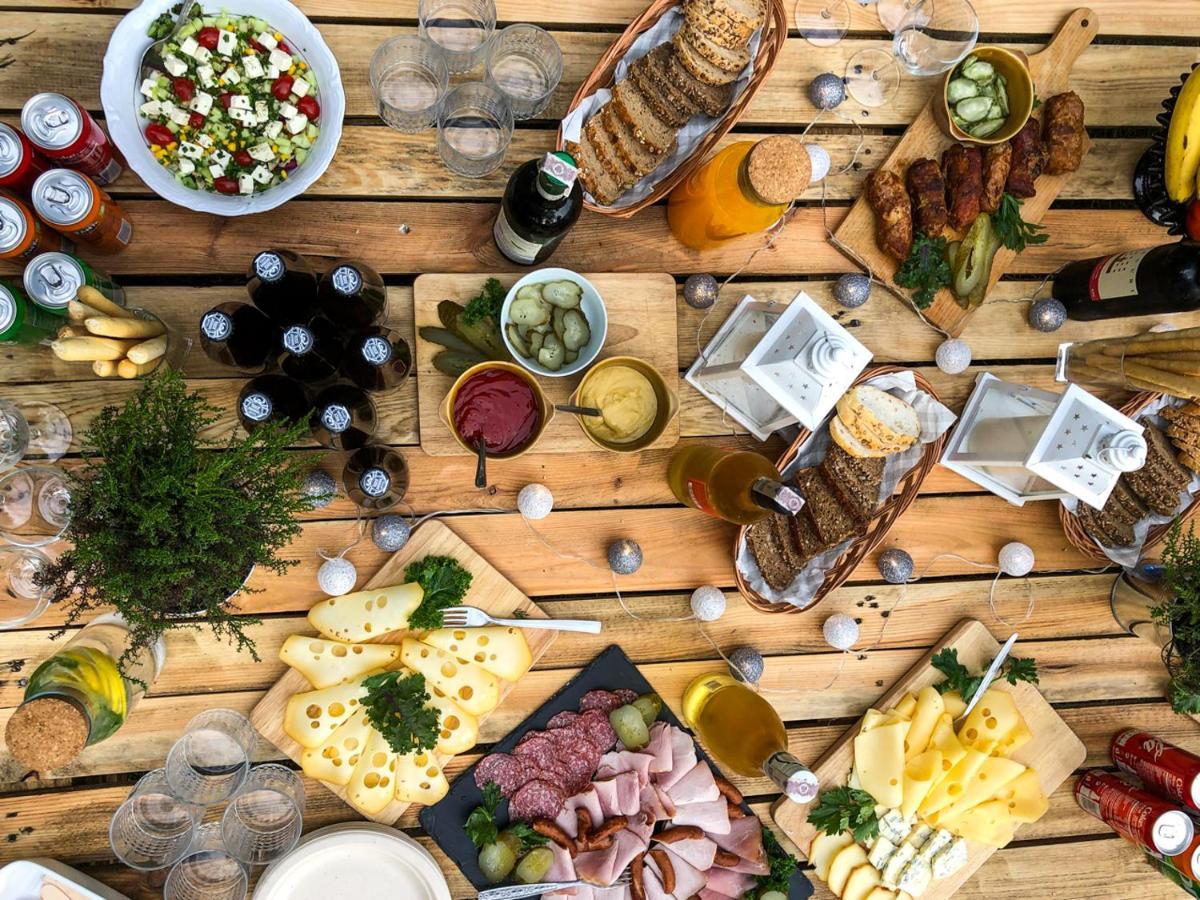 Dwor Gogolewo Nad Warta Bed and Breakfast Ksiaz Wielkopolski Buitenkant foto