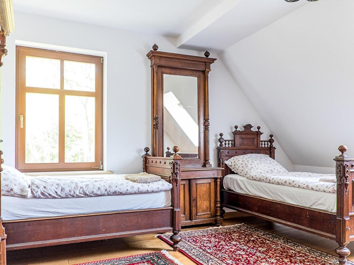 Dwor Gogolewo Nad Warta Bed and Breakfast Ksiaz Wielkopolski Buitenkant foto