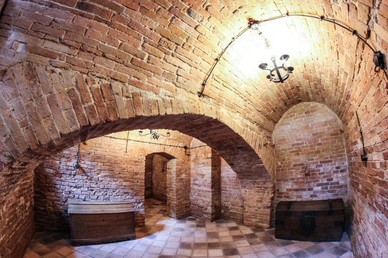 Dwor Gogolewo Nad Warta Bed and Breakfast Ksiaz Wielkopolski Buitenkant foto