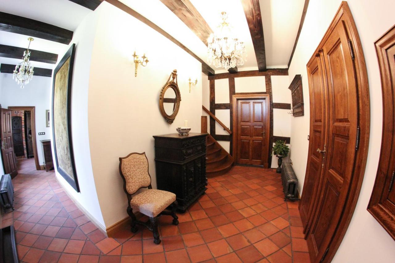 Dwor Gogolewo Nad Warta Bed and Breakfast Ksiaz Wielkopolski Buitenkant foto