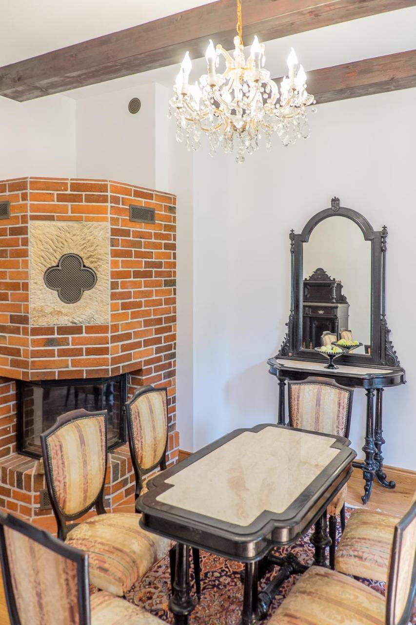 Dwor Gogolewo Nad Warta Bed and Breakfast Ksiaz Wielkopolski Buitenkant foto