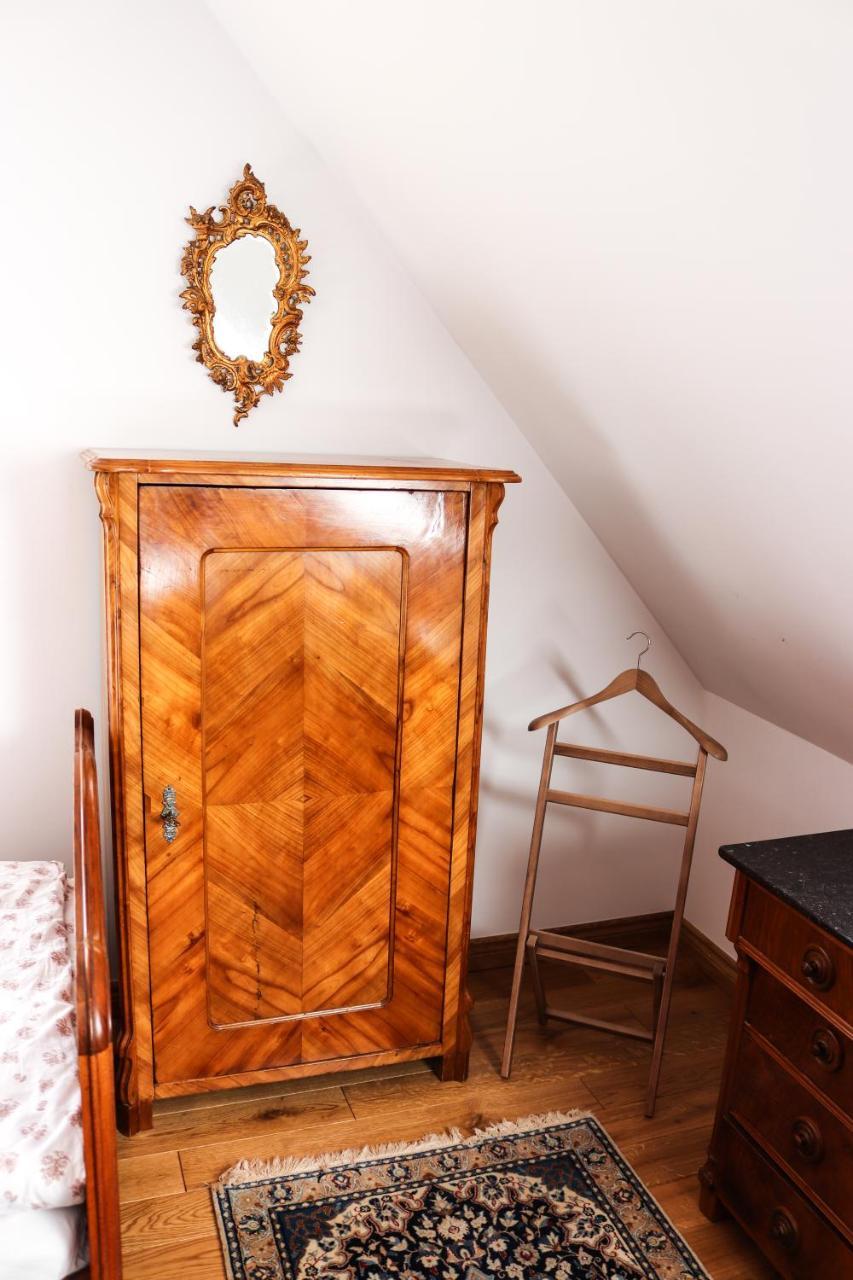 Dwor Gogolewo Nad Warta Bed and Breakfast Ksiaz Wielkopolski Buitenkant foto